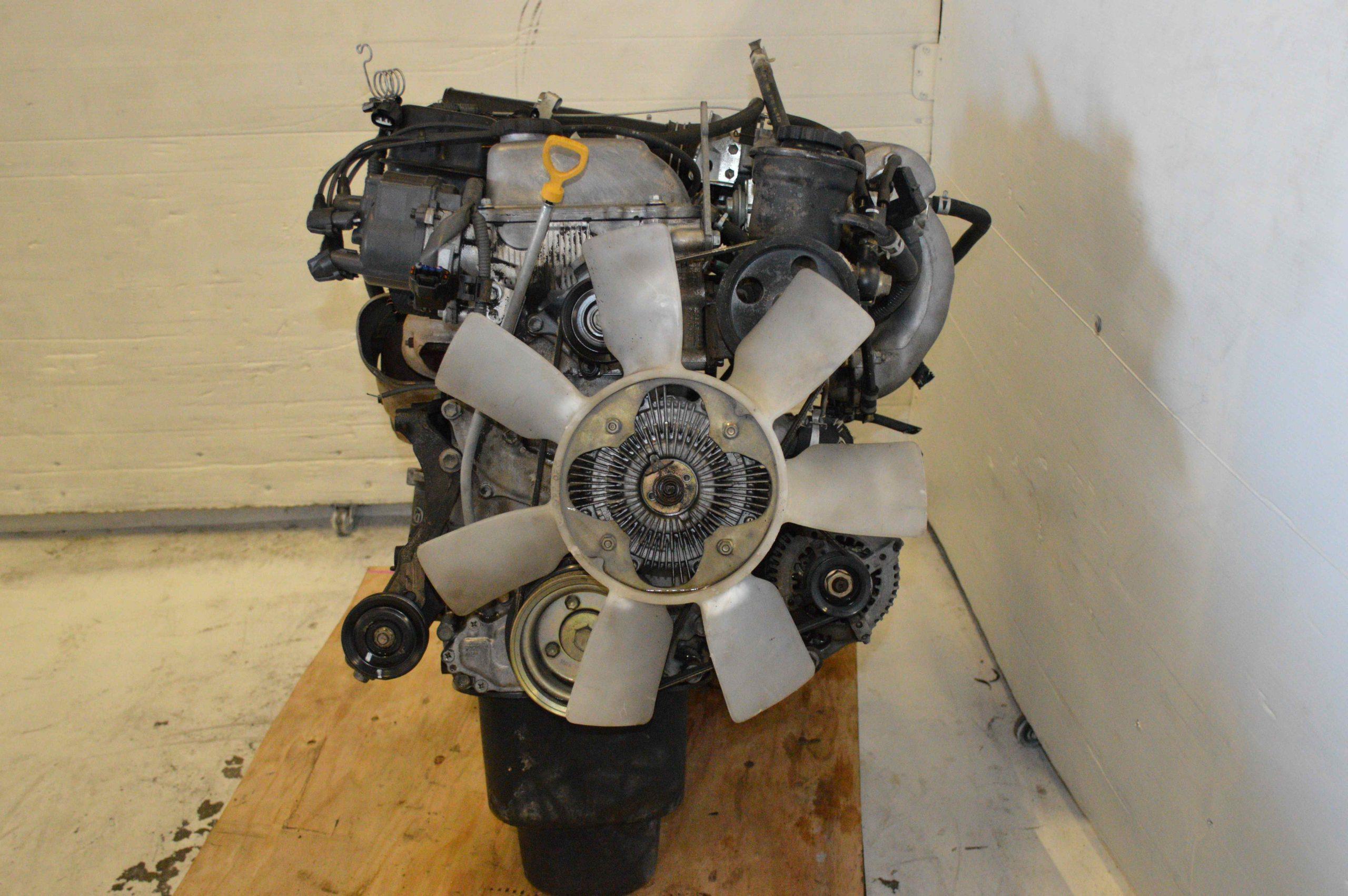JDM TOYOTA 4RUNNER 1996-1997 2.7L ENGINE 3RZ DISTRIBUTOR MOTOR